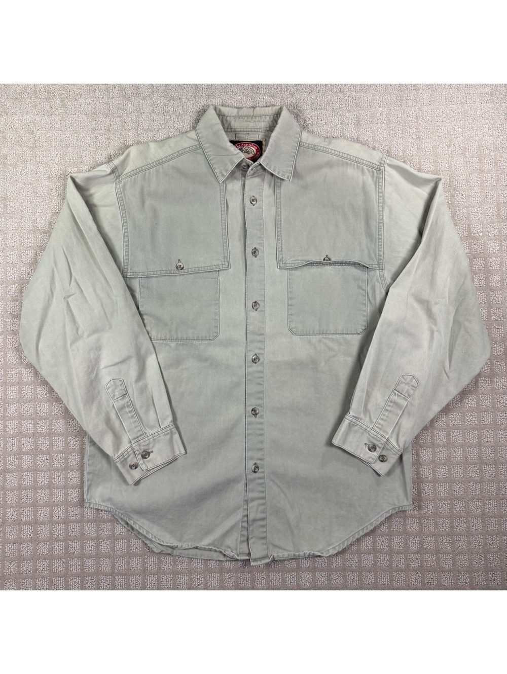 The Australian Outback Collection button-up shirt size M/M